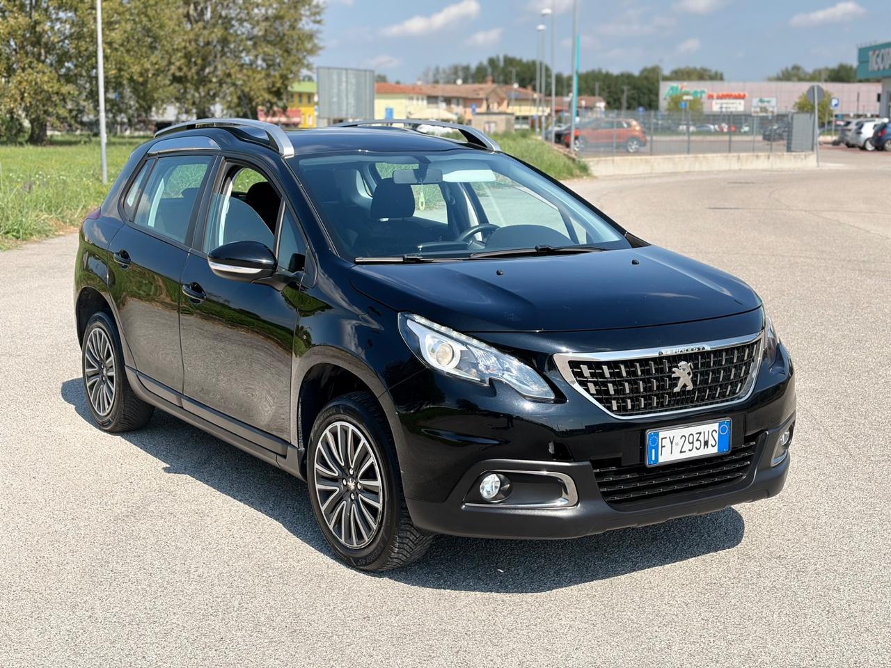 Peugeot 2008 1.2 benzina 2019 110.000km S&S Allure