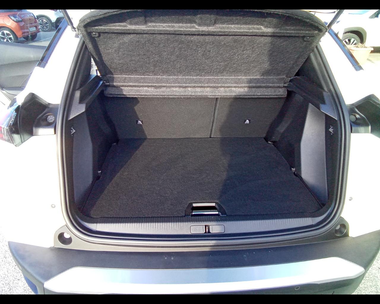 PEUGEOT 2008 2ª serie - 2008 PureTech 130 S&S Allure Pack