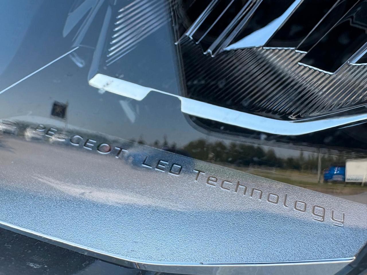 Peugeot 3008 ALLURE PACK BlueHDi 130 6mt SPOTICAR