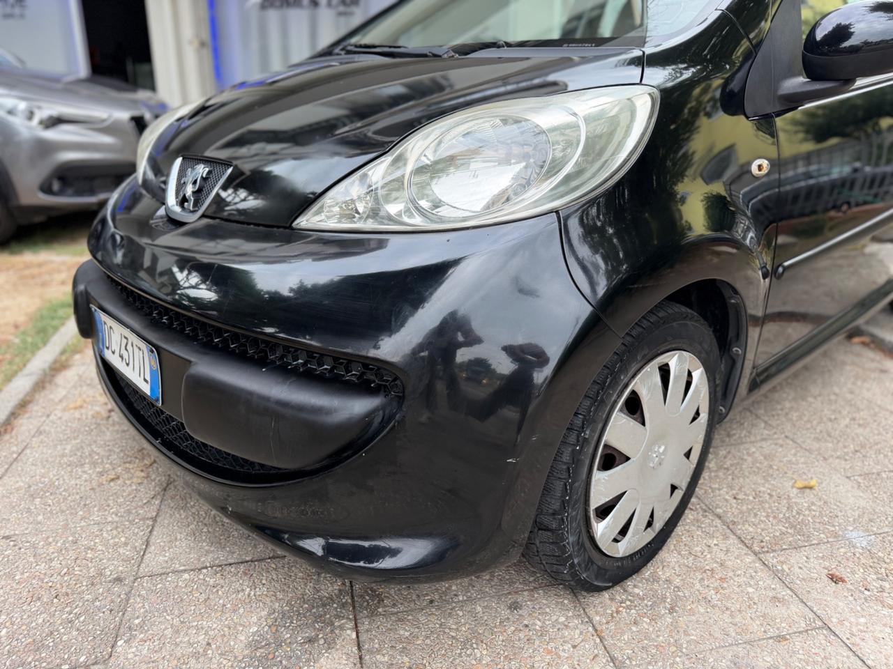 Peugeot 107 1.0 68CV 3p. Plaisir