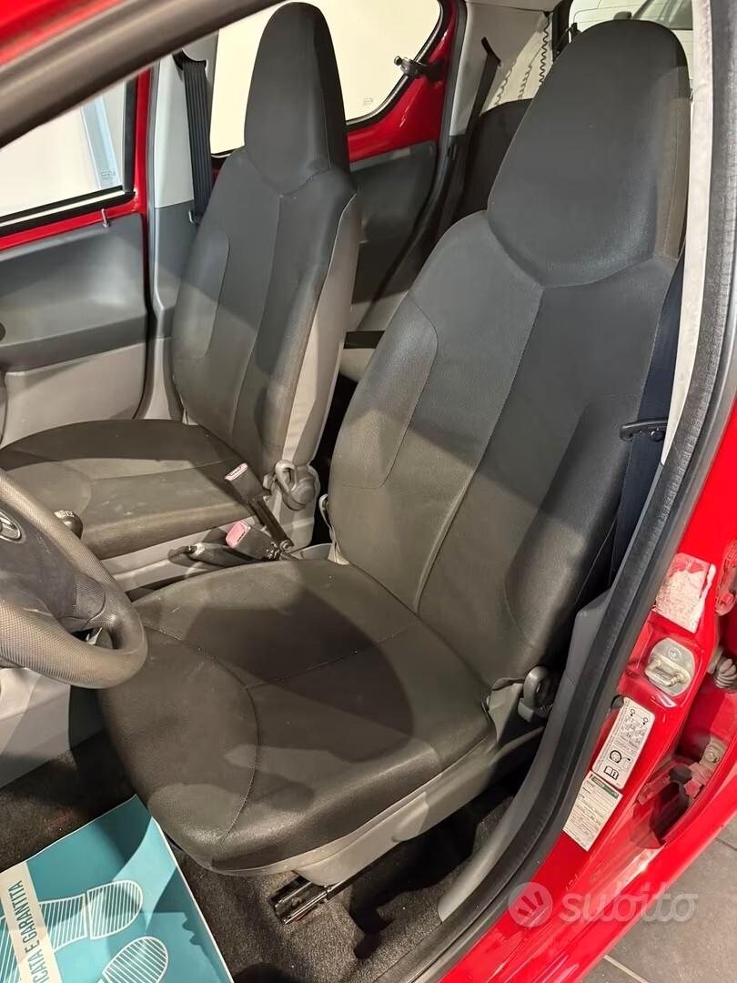 TOYOTA AYGO 1.0 - 5 PORTE - BENZINA