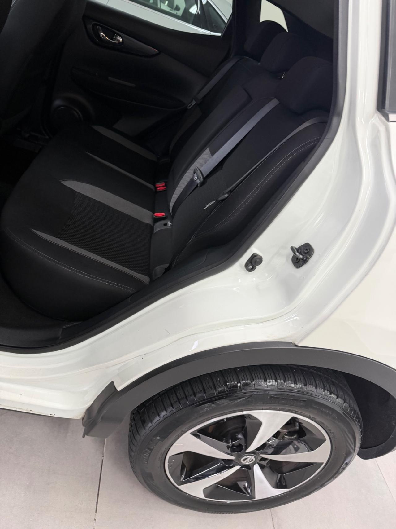 Nissan Qashqai 1.6 dCi 2WD Tekna FINANZIABILE