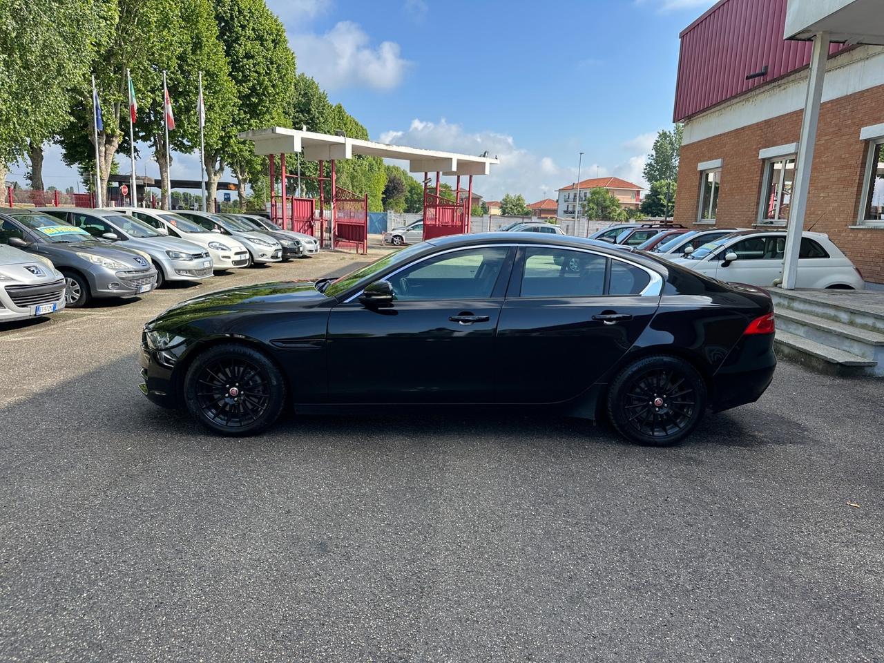 Jaguar XE 2.0 D Turbo aut. R-Sport