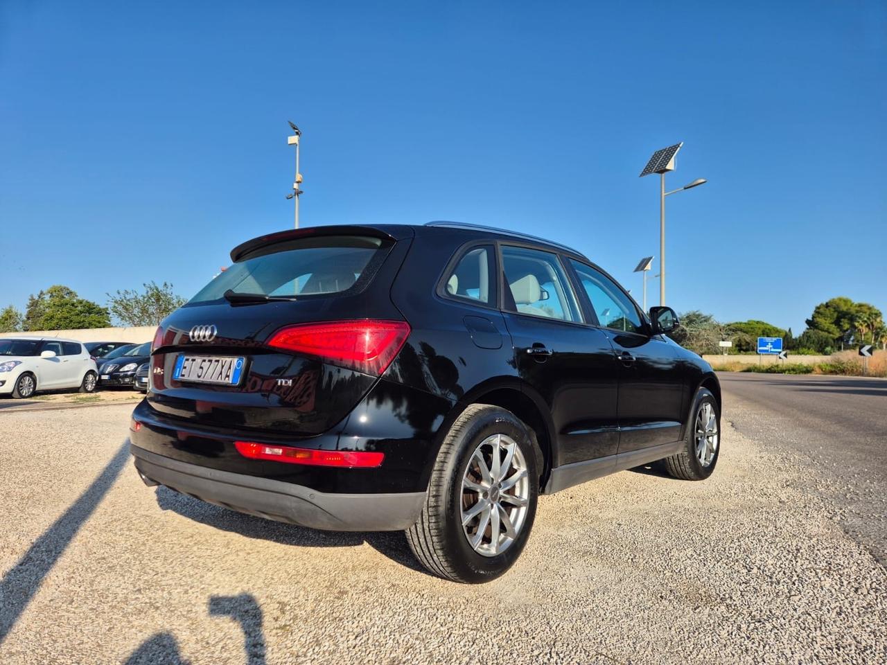 Audi Q5 2.0 DIESEL IN PERFETTE CONDIZIONI