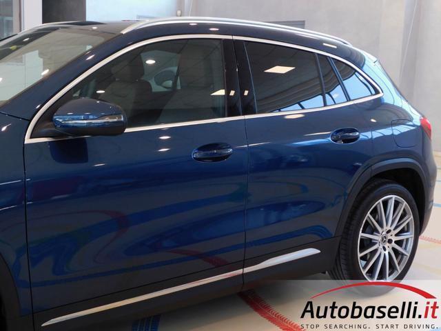 MERCEDES-BENZ GLA 200 D AUTOMATIC PREMIUM TECH-PACK AUTOMATICA 8G-DTC