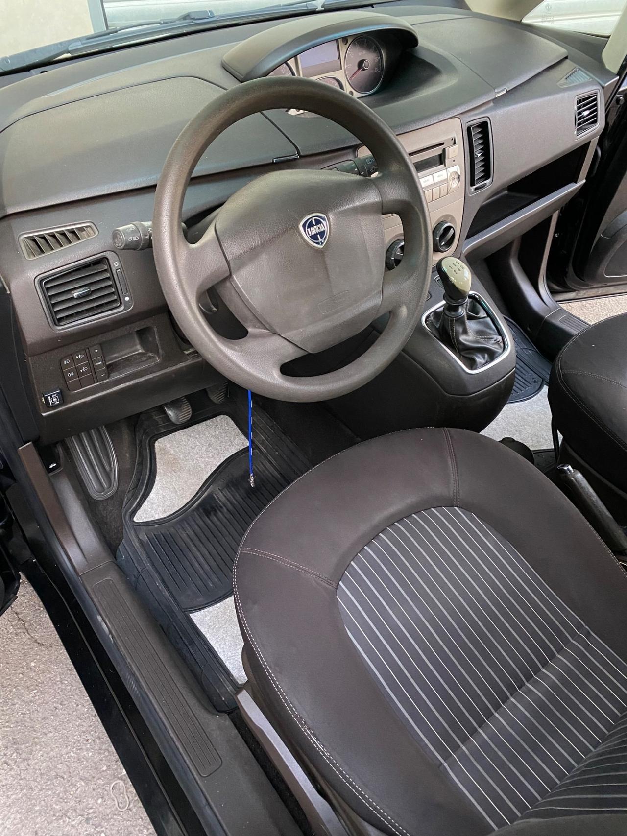 Lancia Musa 1.4 8V GPL 78cv Platino Ecochic