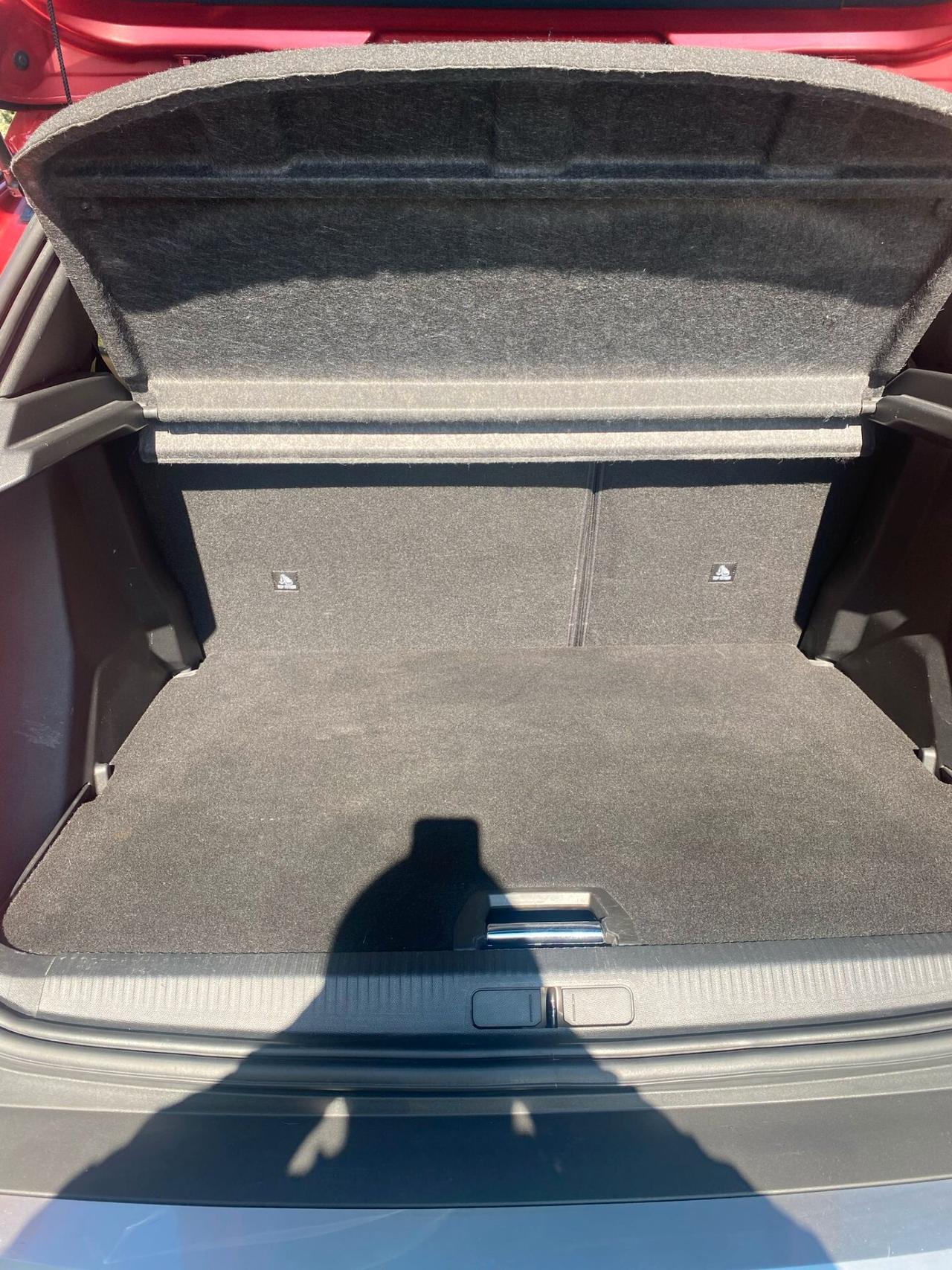 Peugeot 2008 PureTech 130 S&S Allure Navi Pack