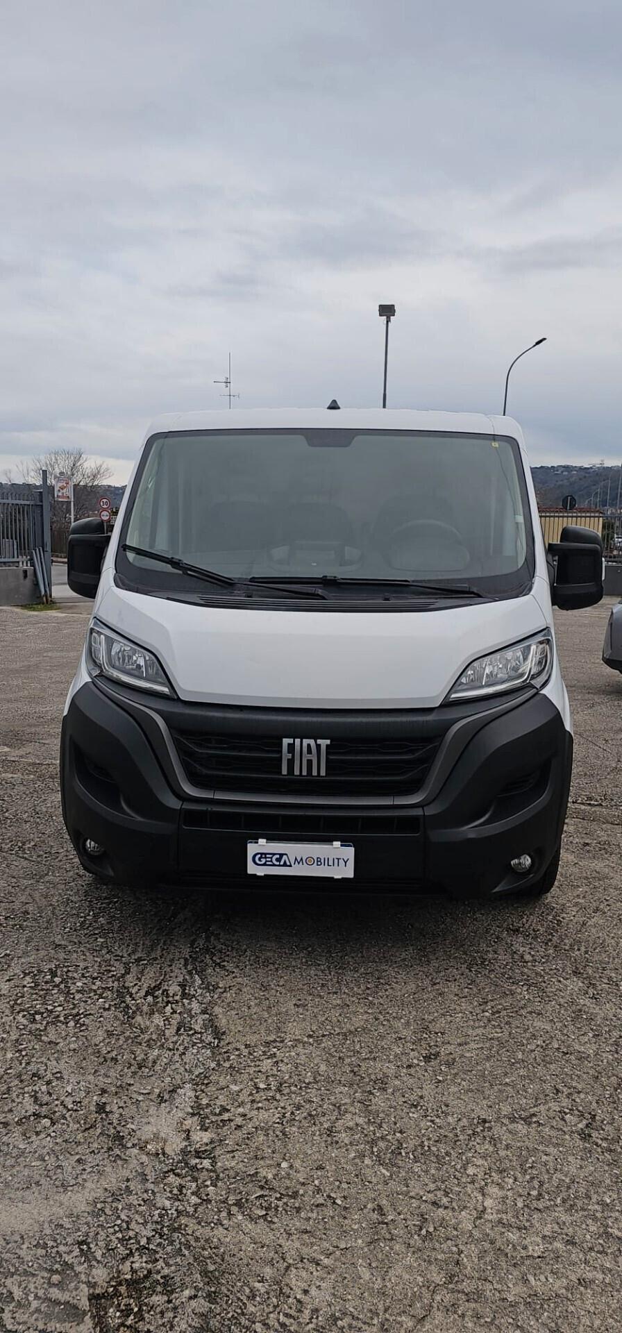 Fiat Ducato passo corto tetto basso 2.2 Mjt 120CV ANN 2022 PERFEETTO !!!