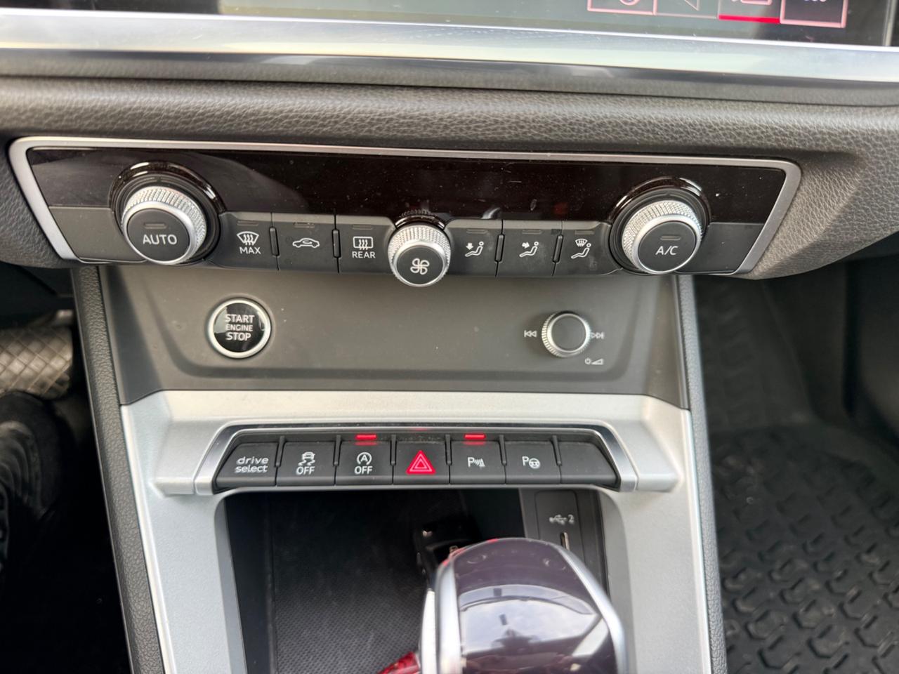 Audi Q3 SPB 35 TDI S tronic line edition 2022