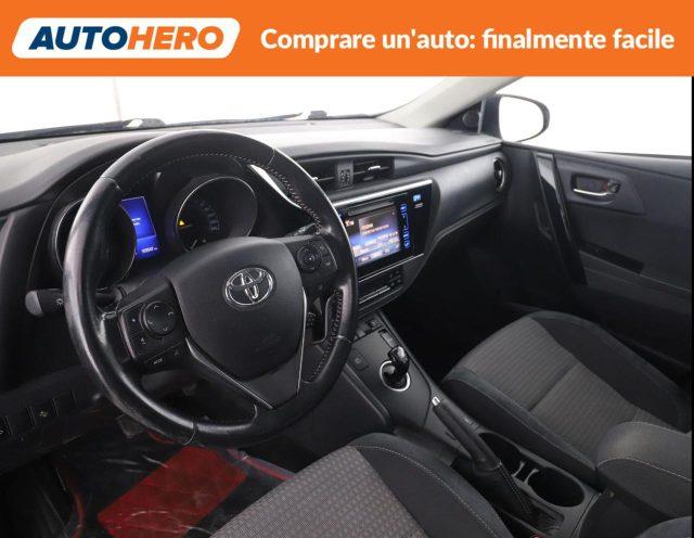 TOYOTA Auris Touring Sports 1.8 Hybrid Black Edition