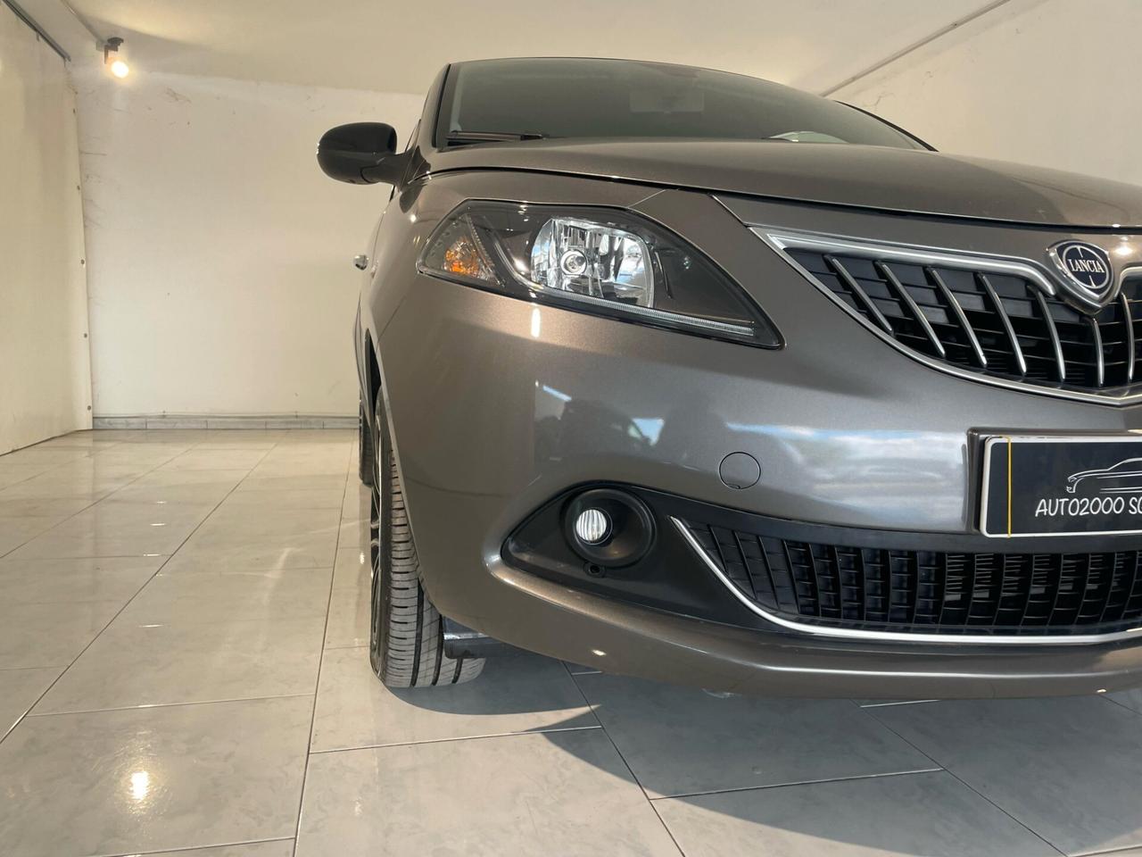 Lancia Ypsilon 1.0 FireFly 5 porte S&S Hybrid Alberta Ferretti