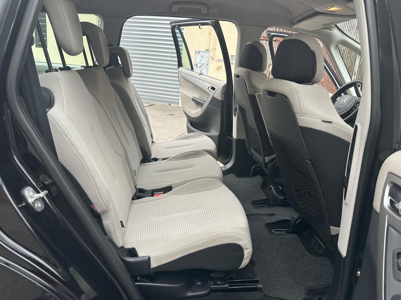 Citroen C4 Picasso c 4 7 posti 1.6 gpl fino 2028