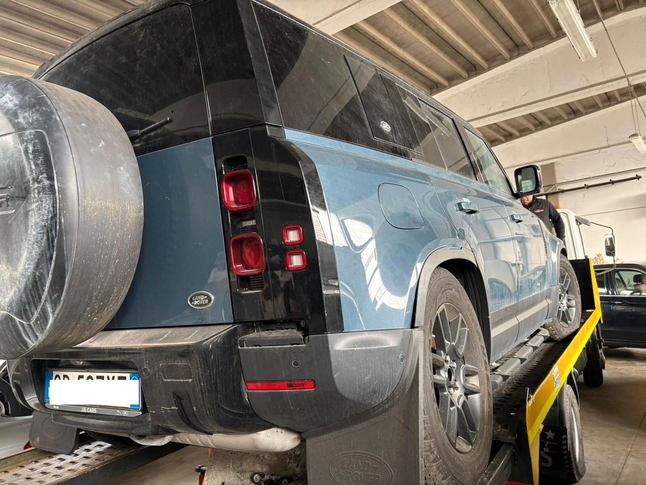 LANDA ROVER 110 2.0 SD4 240CV AWD AUTO HSE DANNEGGIATA