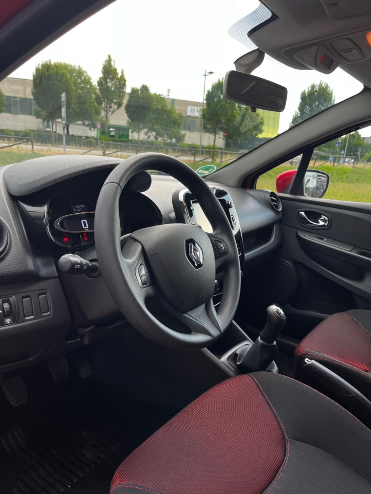 Renault Clio 1.2 Neopatentati