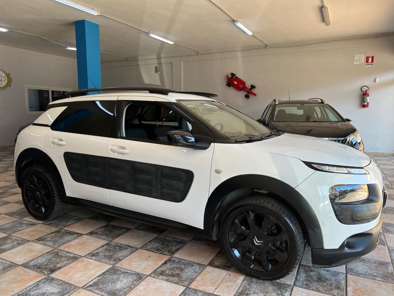 Citroen C4 Cactus PureTech 82 Shine
