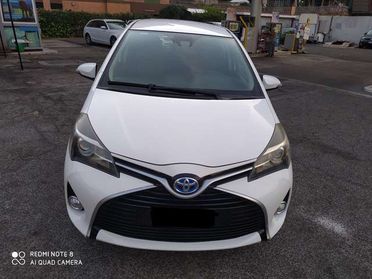 Toyota Yaris Yaris III 2015 5p 1.5h Active