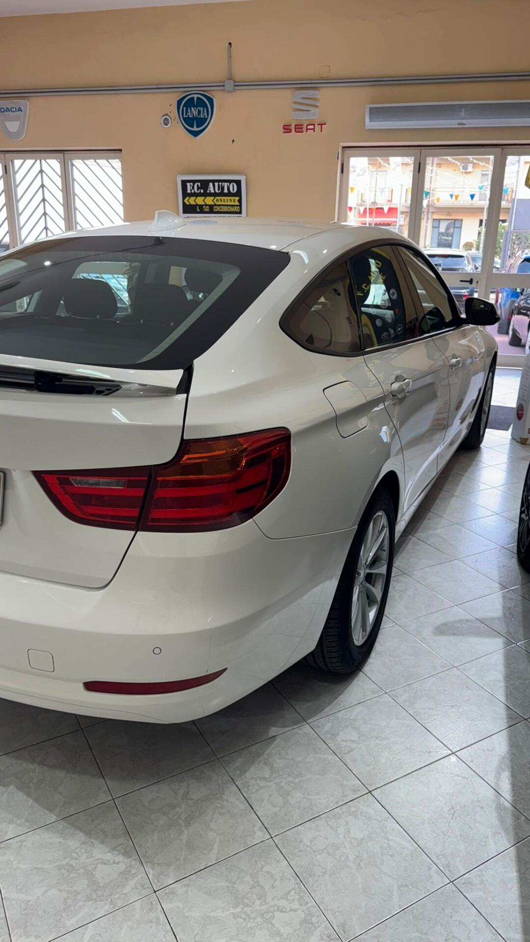 Bmw 3er Gran Turismo 330dA xDrive Sport