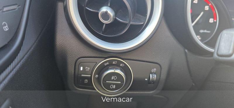 Alfa Romeo Stelvio 2.2 TDS 210CV Veloce AT8 Q4 con blocco differenziale