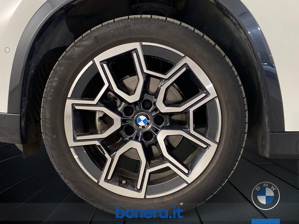 BMW X1 18 d X-Line Edition Essence sDrive DCT