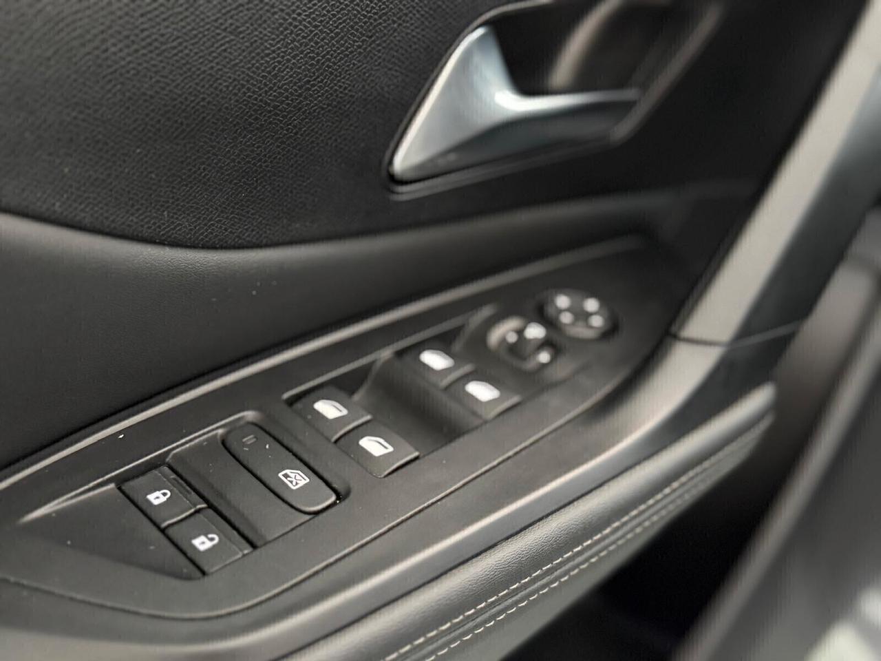 Peugeot 308 BlueHDi 130 S&S Allure Pack