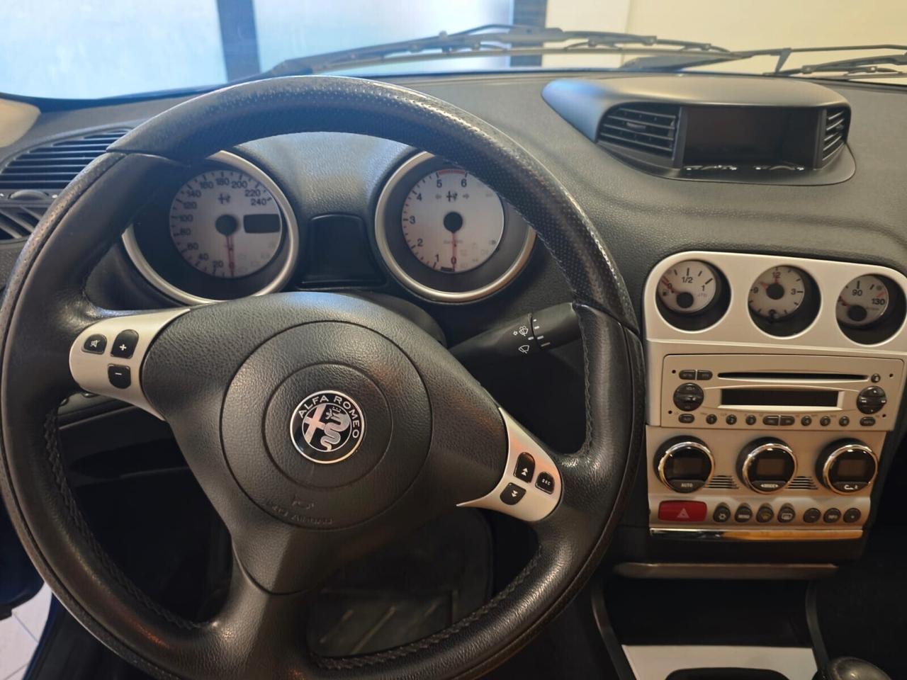 Alfa Romeo 156 1.9 JTD cat Distinctive