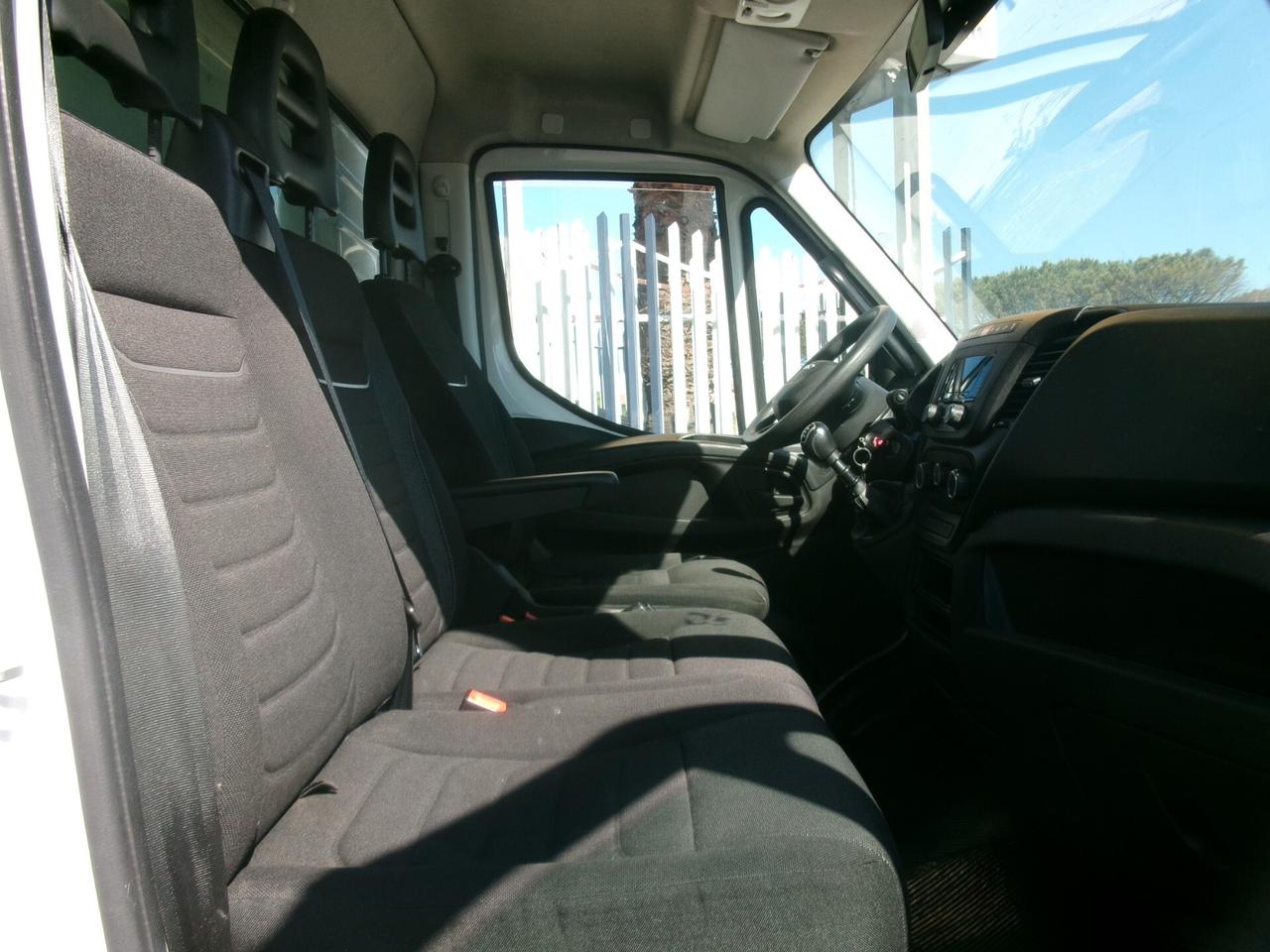 Iveco Daily 35C14 2.3 140CV E6D FURGONE IN LEGA 5 METRI 10 PEDANE