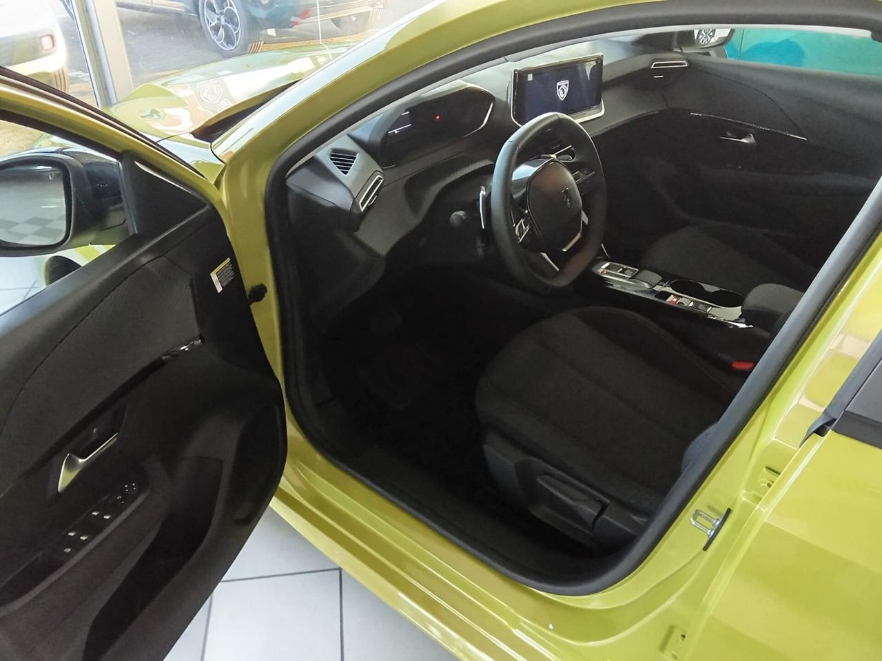 Peugeot 208 Hybrid 110 e-DCS6 Business