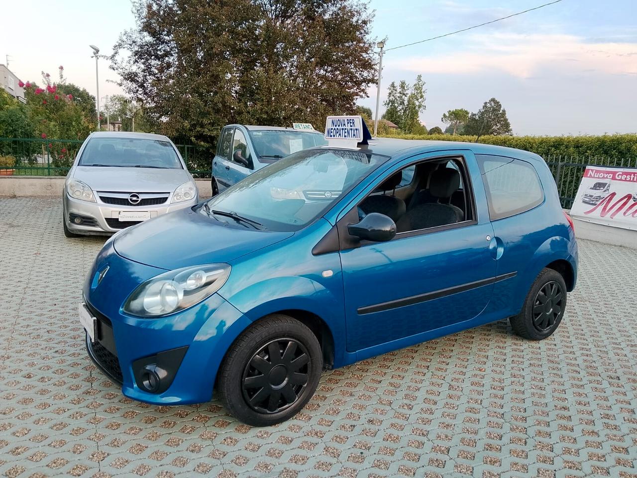 Renault Twingo 1.2-BENZINA-NEOPAT-2009