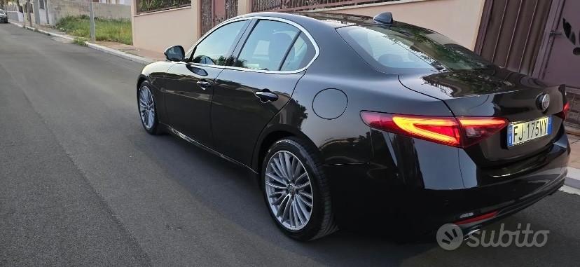 Alfa Romeo Giulia 2.2 Turbodiesel 180 CV AT8 Super