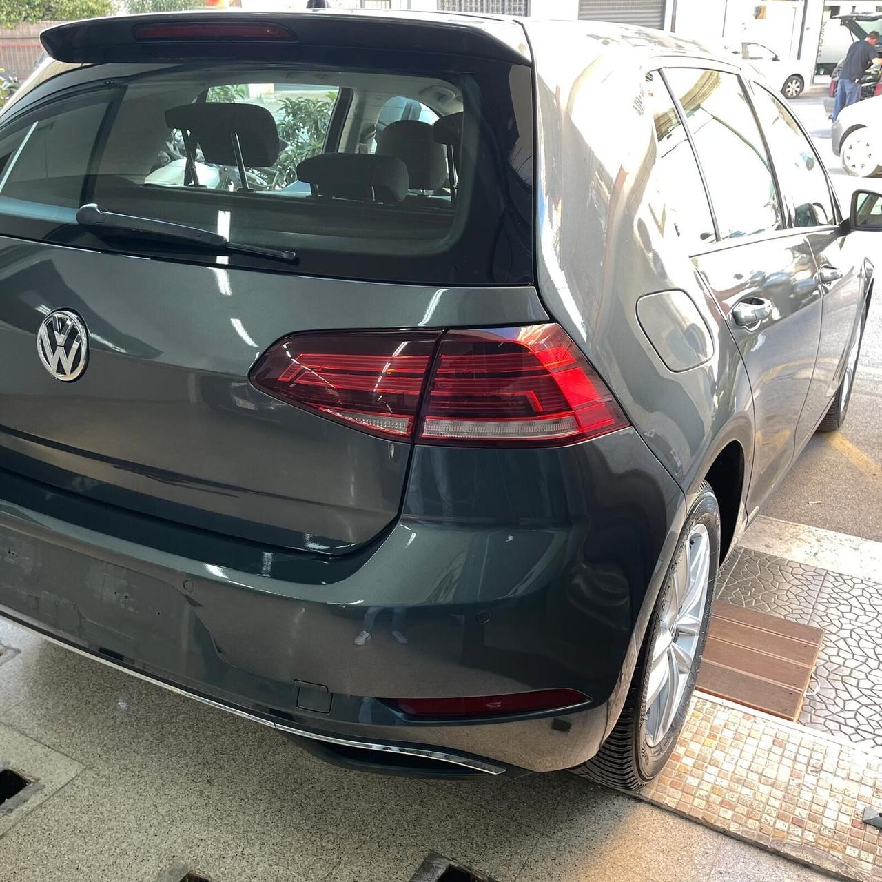 Volkswagen Golf 1.6 TDI 115CV DSG Business