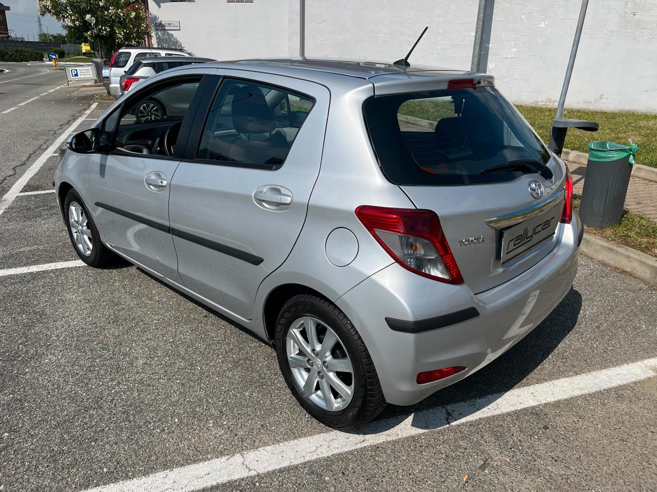 Toyota Yaris 1.0 5 porte Lounge - 41.000km