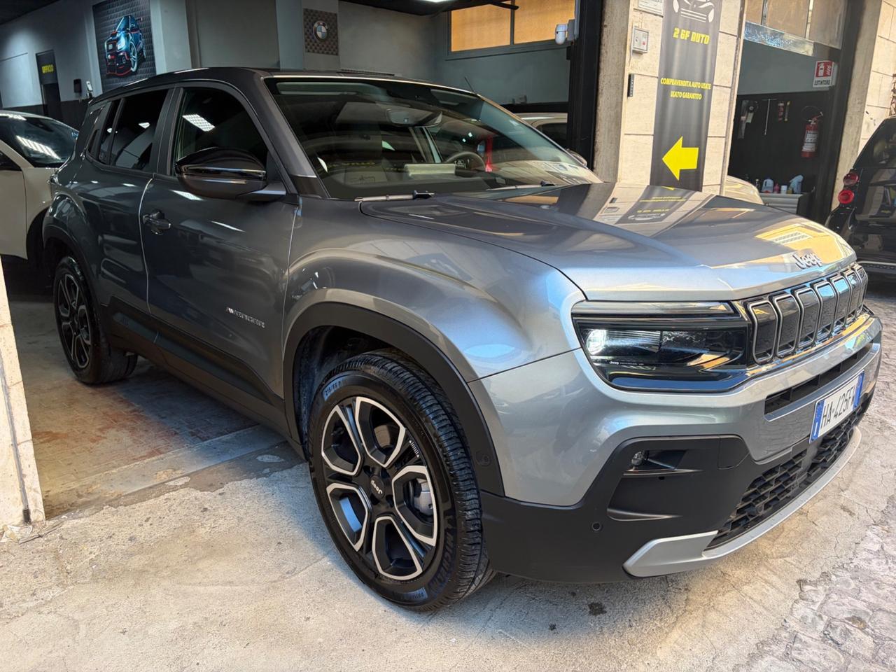 Jeep Avenger 1.2 Turbo 110 CV MHEV Summit