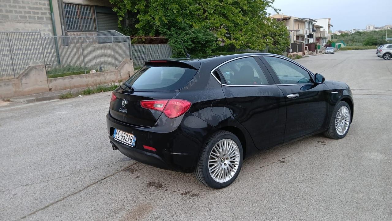 Alfa Romeo Giulietta 1.6 JTDm-2 105 CV Progression