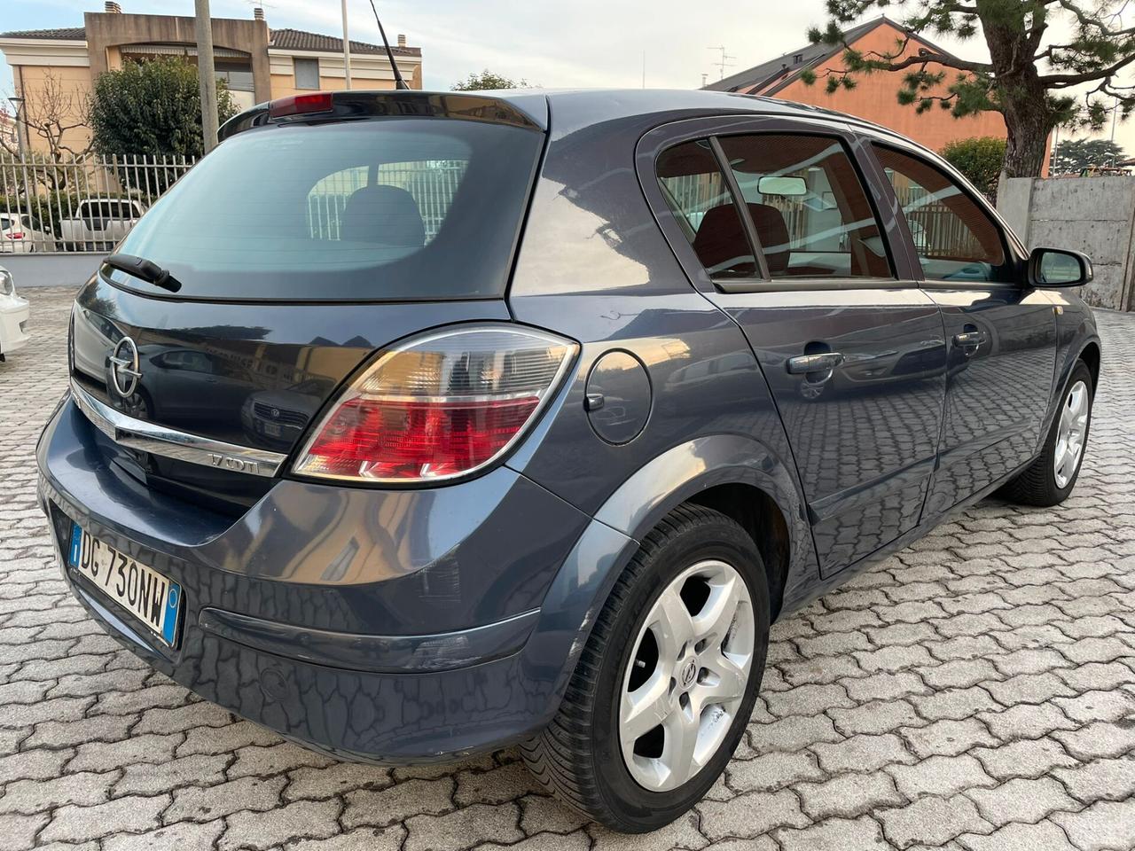 Opel Astra 1.7 CDTI 101CV 5 porte Cosmo MECCANICA PERFETTA