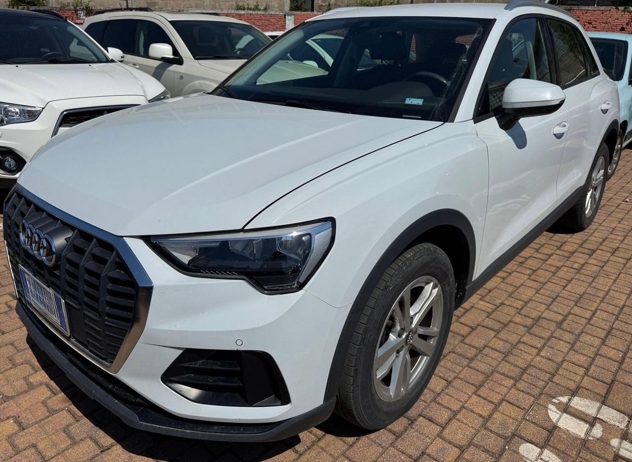 Audi Q3 35 TDI S tronic Business Advanced