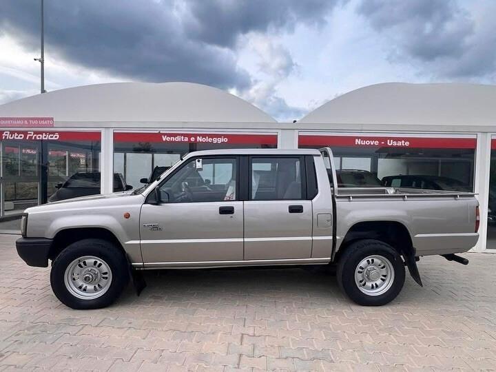 Mitsubishi L200 2.5 TD 4WD Double Cab Pick-up