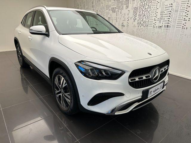 MERCEDES-BENZ GLA 250 e Plug-in hybrid Automatic Sport AMGLine Restyling