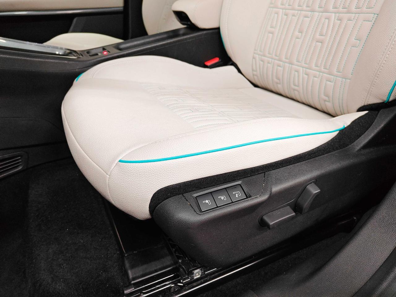 Fiat 600 Hybrid 100 CV DCT MHEV La Prima