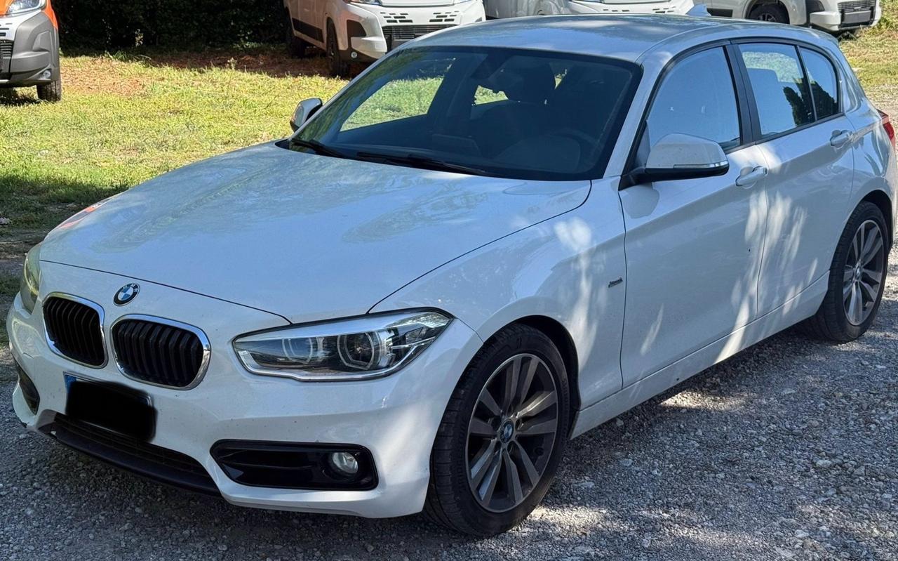 Bmw 118 118d 5p. Urban
