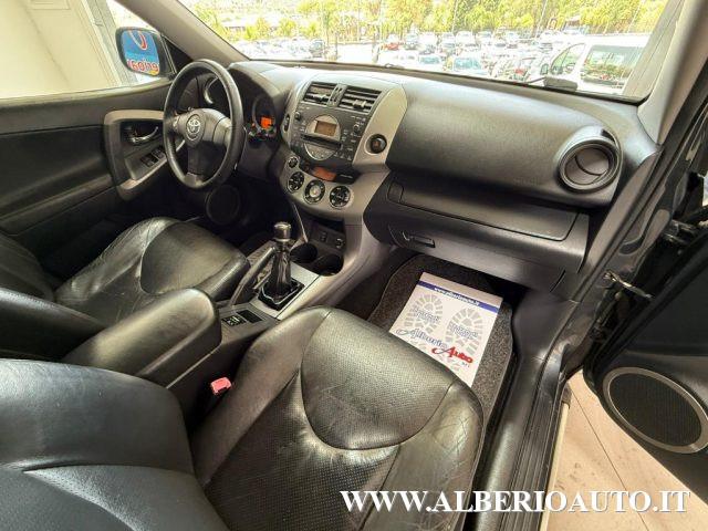 TOYOTA RAV 4 MY23 RAV4 2.2 D-4D 136 CV Luxury
