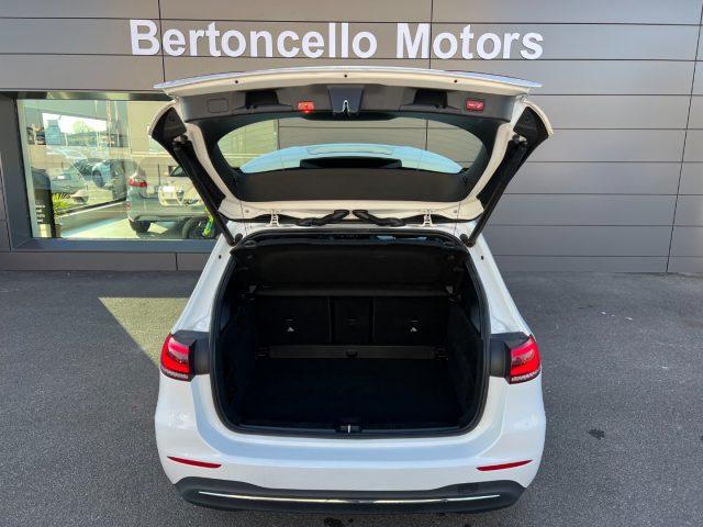 MERCEDES-BENZ B 180 d 1.5 116cv Automatic Executive TELECAMERA CARPLAY