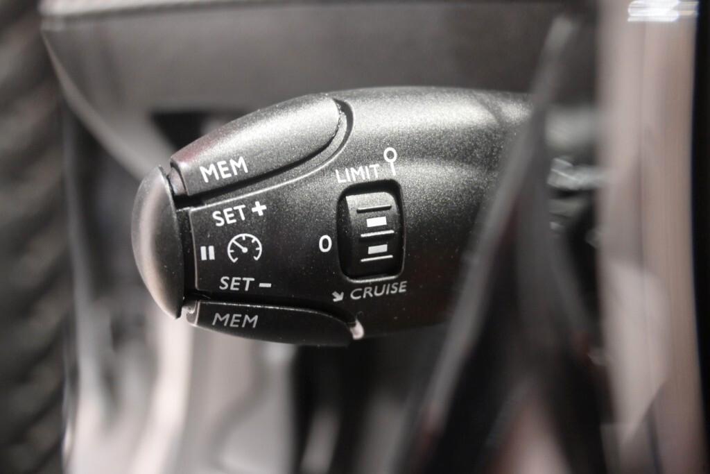 PEUGEOT 208 1.2 PURETECH 75CV SeS STYLE ( FARI LED - SENSORI POST. - MIRROR - CRUISE )
