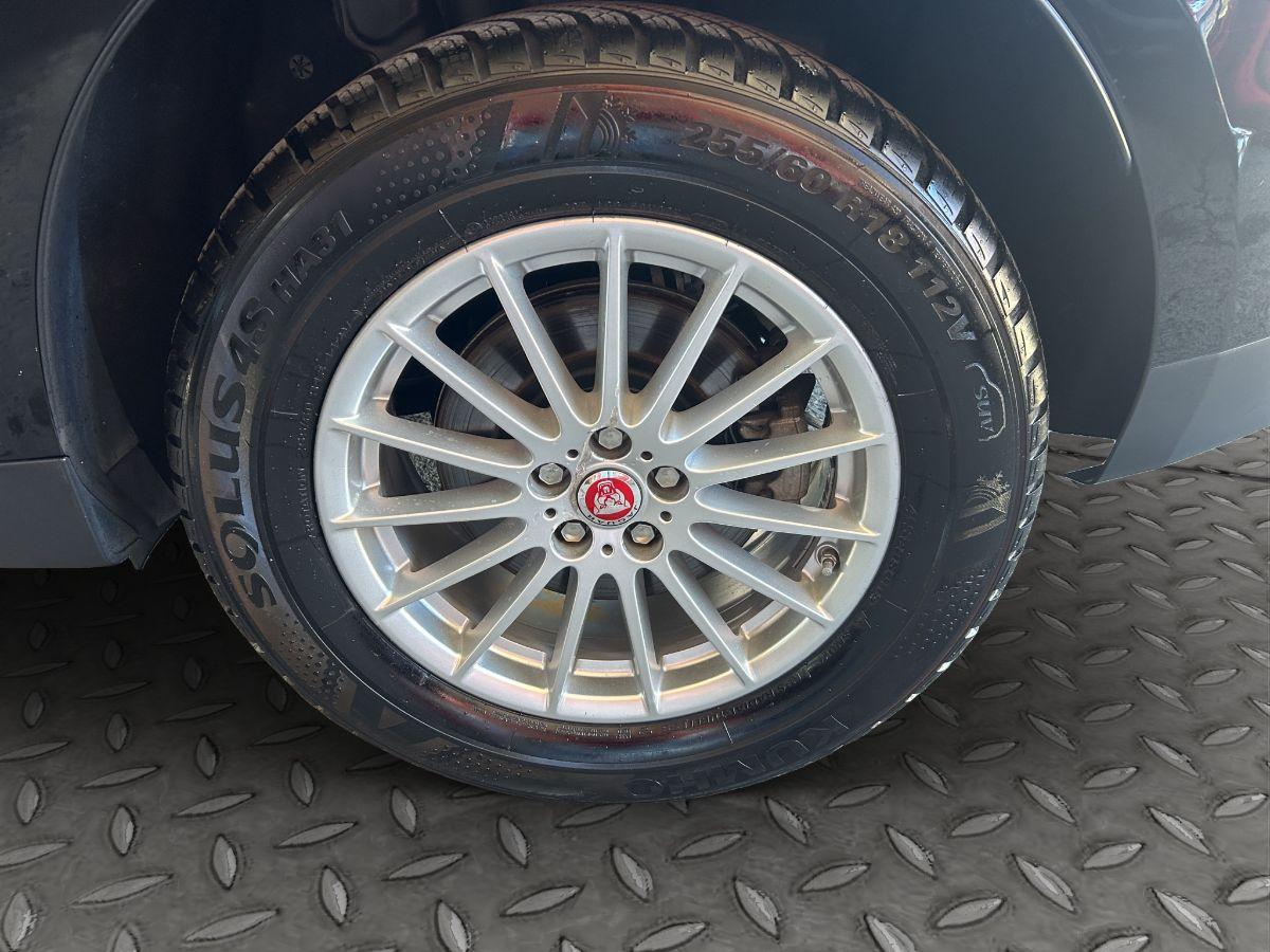 JAGUAR - F-Pace - 2.0 D 180 CV aut. R-Sport