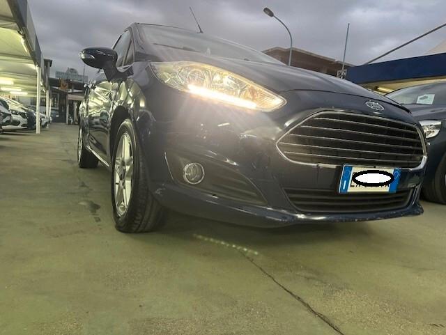 FORD FIESTA 2015 AUTOMATICA