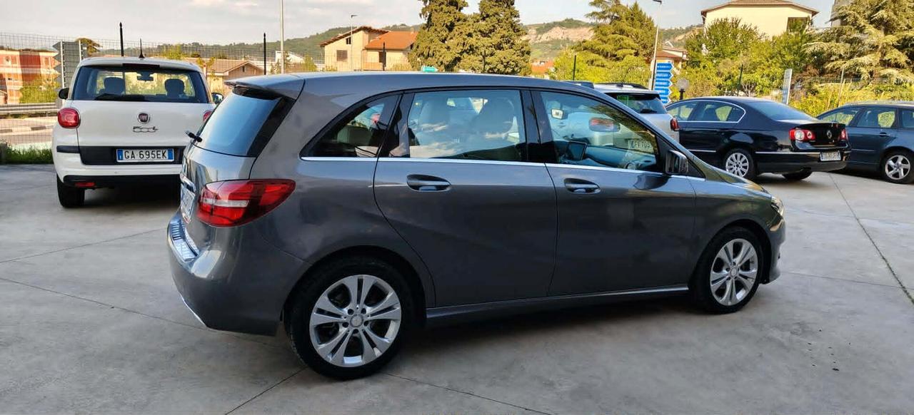 Mercedes-benz B 180 d Automatic Business