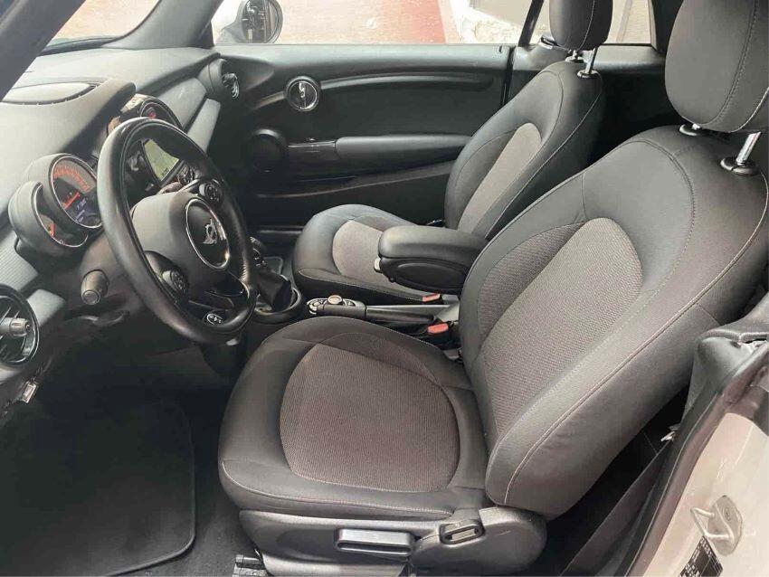 Mini 1.5 Cooper Hype Cabrio automatica navigatore