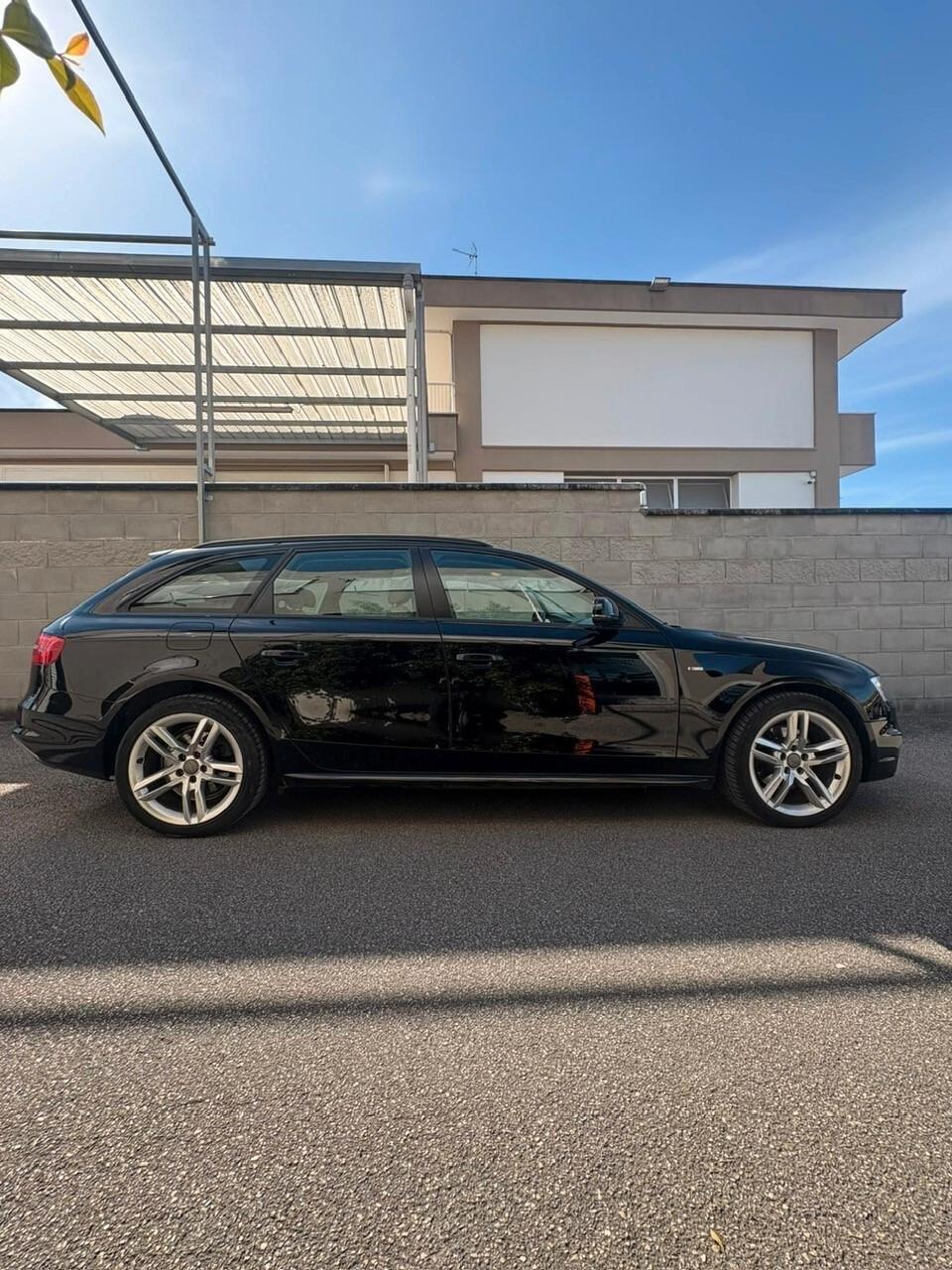 Audi A4 Avant 2.0 tdi 190cv Advanced S LINE S-TRONIC LED/NAVI/PDC PERFETTA!!