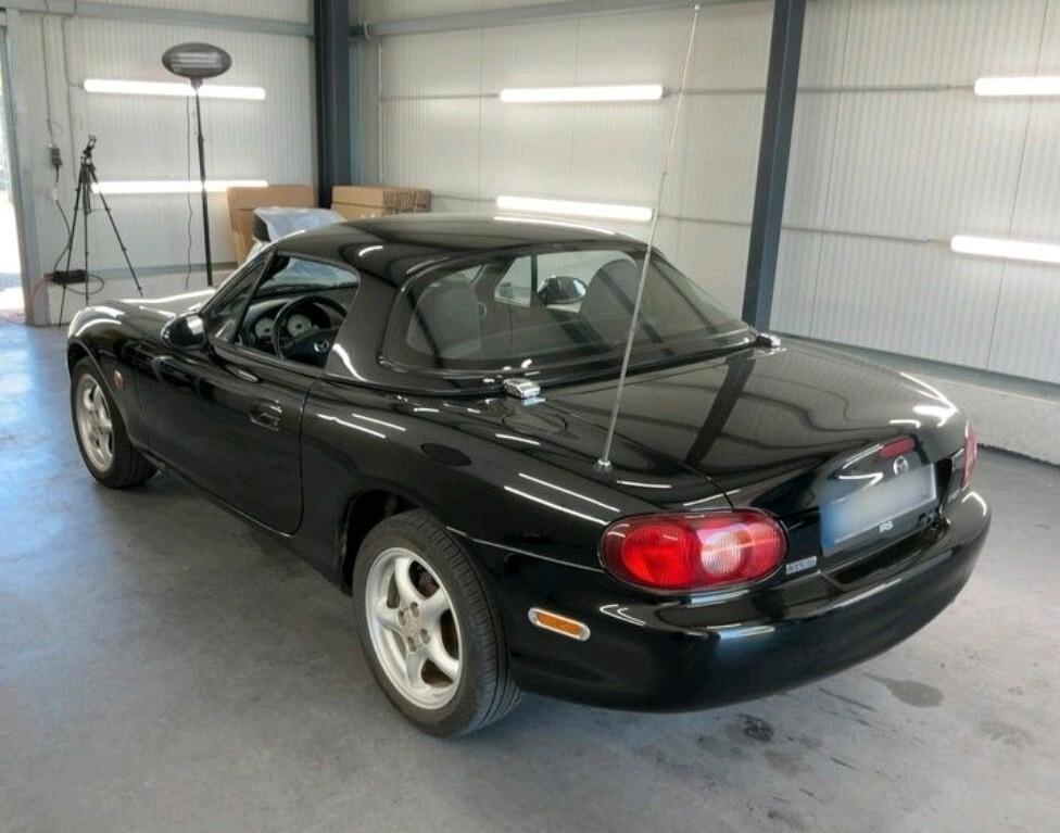 Mazda MX5 1.6 HARD TOP