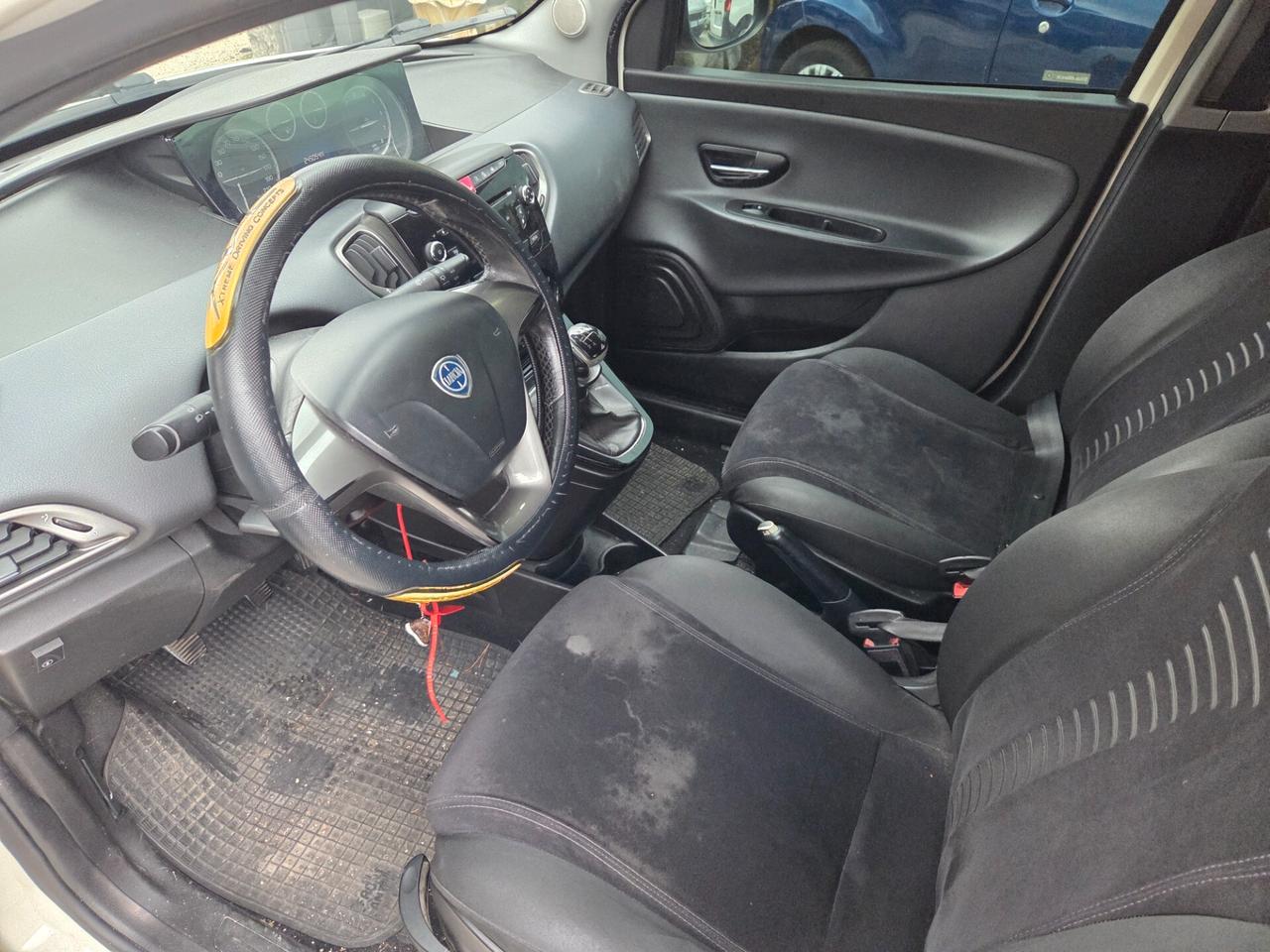 Lancia Ypsilon 1.2 69 CV 5 porte GPL Ecochic - AFFARE