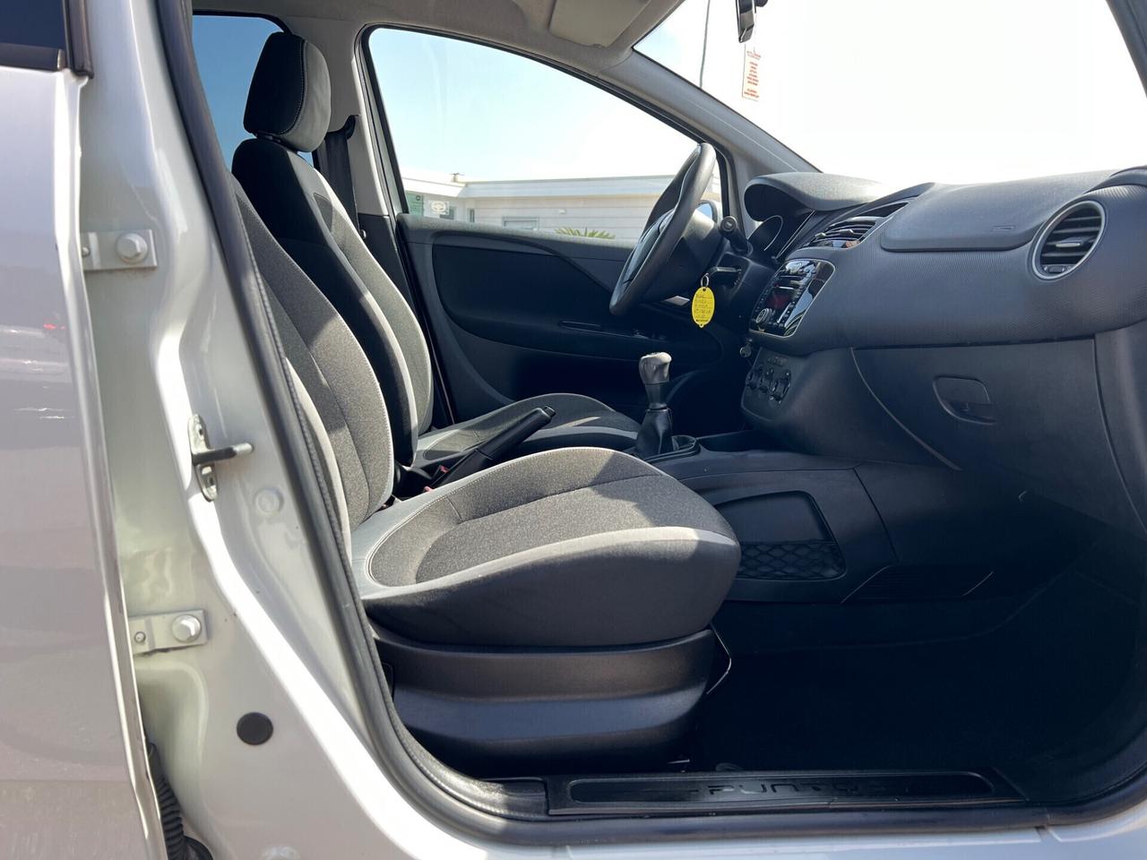 Fiat Punto 5p. 1.3 MJT 75 CV Lounge. - 2012